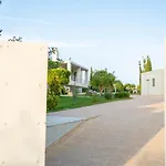 Secret With Private Pool