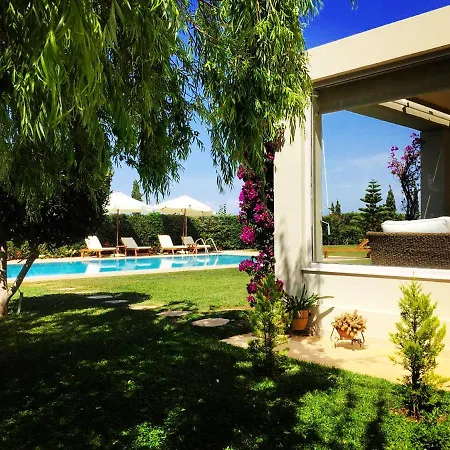 Villa Secret With Private Pool *